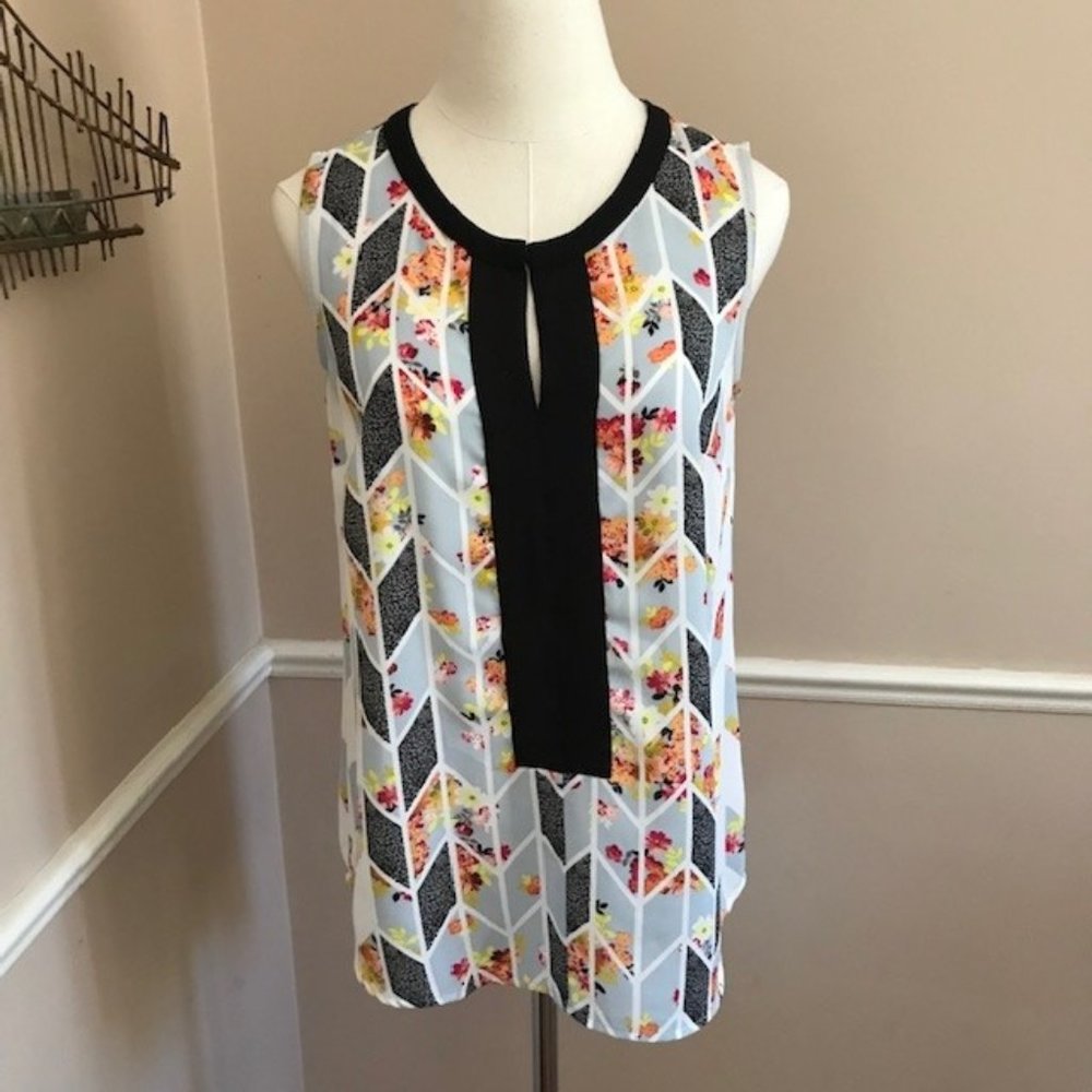 CAbi Sleeveless Geometric Top - Multi Color - Sz XS